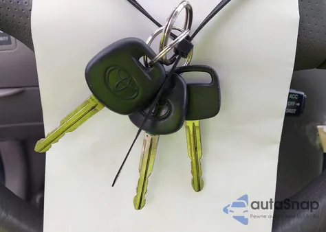 2005 Toyota Corolla Ce z USA, uszkodzony, nr VIN 1NXBR32E45Z432627